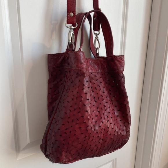 Vive La Difference Handbags - Vive La Difference Italian leather hobo style bag